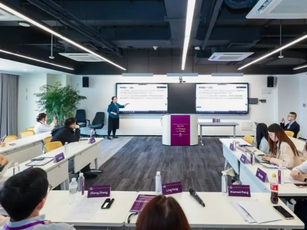 幼稚比喻数学作业是否有涂改和草稿痕迹过于完美的作业或许值